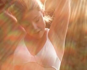 Melissa Price, Whitney Able, Amber Heard – All the Boys Love Mandy Lane (2006)