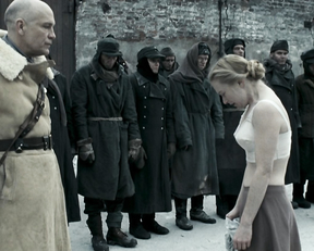 Vera Farmiga, Natali Press – In Tranzit (2006)