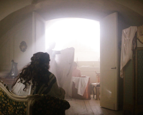 Lily James, Tuppence Middleton – War and Peace s01e01 (2016)