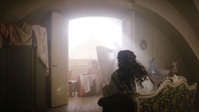 Lily James, Tuppence Middleton – War and Peace s01e01 (2016)