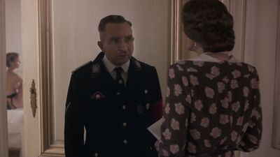 Lily James, etc – The Exception (2017)