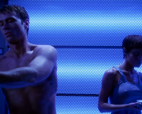 Jolene Blalock, Linda Park – Star Trek Enterprise (2003-2005)