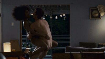 Julianne Moore, Yaya DaCosta – The Kids Are All Right (2010)