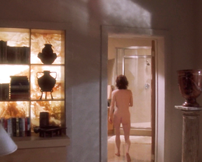 Julianne Moore – Body of Evidence (1993)