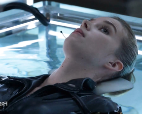 Emma Ishta – Stitchers s02e01 (2016)