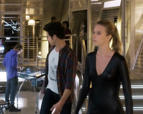 Emma Ishta – Stitchers s01 [compilation] (2015)