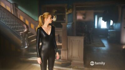 Emma Ishta – Stitchers s01 [compilation] (2015)