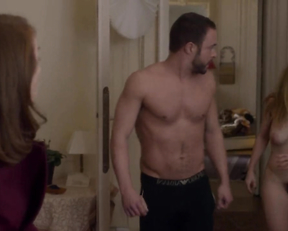 Alice Isaaz, Caroline Breton, etc – Elle (2016)