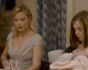 Alice Isaaz, Caroline Breton, etc – Elle (2016)