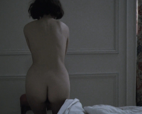 Marie Trintignant – Betty (1992)