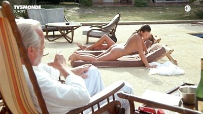 Valerie Kaprisky, Barbara Nielsen, Betty Assenza., Charlotte Kady, Caroline Cellier – L’annee des meduses (1984)