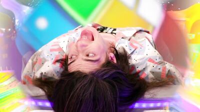 Gaby Hoffmann – Transparent s03e03-06 (2016)