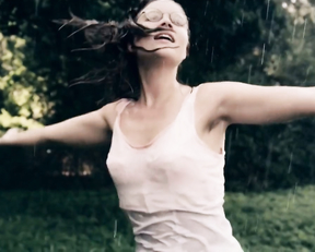 Sonja Gerhardt, Emilia Schule – Ku’damm 56 e01-03 (2016)