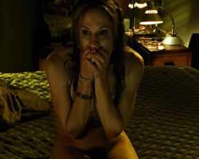 Holly Hunter – Thirteen (2003)