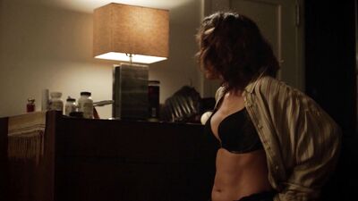 Jennifer Lopez – Shades of Blue s01e03-04 (2016)