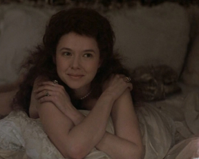 Annette Bening – Valmont (1989)