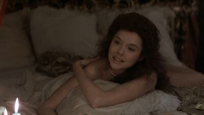 Annette Bening – Valmont (1989)