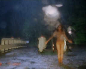 Carice van Houten, Halina Reijn – De Passievrucht (2003)