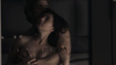 Carice van Houten – The Happy Housewife (2010)