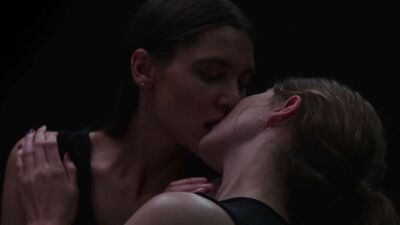 Eili Harboe, Kaya Wilkins - Thelma (2017)