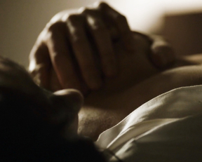 Lena Headey naked – Zipper (2015)