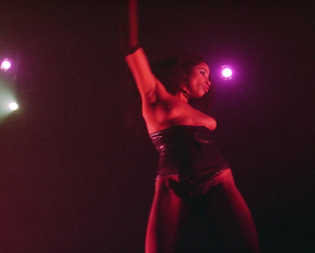 Rae Dawn Chong topless – Fear City (1984)