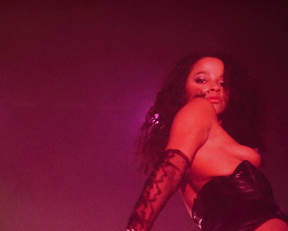 Rae Dawn Chong topless – Fear City (1984)