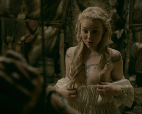 Dagny Backer Johnsen - Vikings s05e07 (2017)