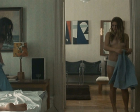 Josefin Asplund, Sofia Karemyr – Call Girl (2012)