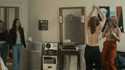 Josefin Asplund, Sofia Karemyr – Call Girl (2012)