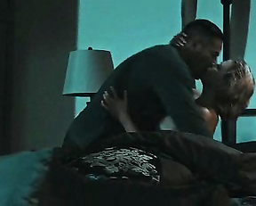 Estella Warren sex – Assassination (2016)