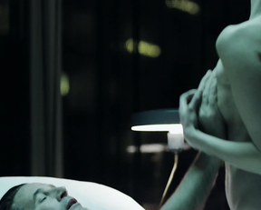 Estella Warren – The Stranger Within (2013)