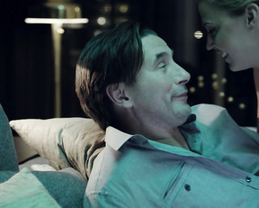 Estella Warren – The Stranger Within (2013)