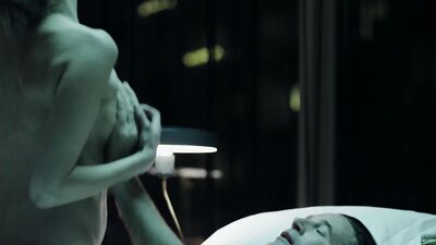 Estella Warren – The Stranger Within (2013)