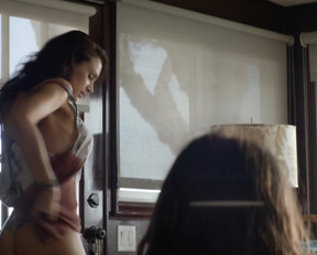 Christina Ochoa – Animal Kingdom s01e02 (2016)