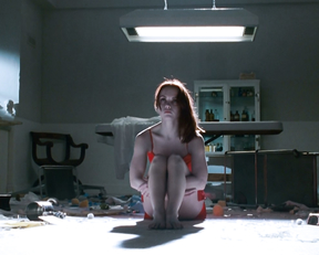 Christina Ricci – After.Life (2009)