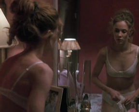 Marianne Hagan nude - Halloween The Curse Of Michael Myers