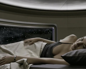 Jennifer Lawrence naked - Passengers