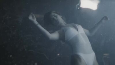 Jennifer Lawrence naked - Passengers