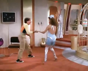 Raquel Welch sex scene