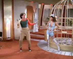 Raquel Welch sex scene