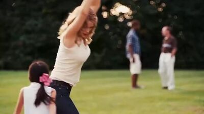 Alice Eve - CROSSING OVER