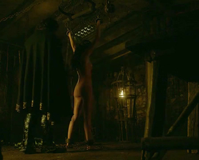 ﻿Karen Hassan nude - Vikings