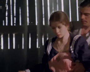 Anna Powierza nude - Zloto Dezerterow (1998)