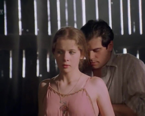 Anna Powierza nude - Zloto Dezerterow (1998)