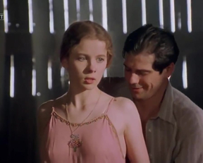 Anna Powierza nude - Zloto Dezerterow (1998)