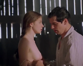 Anna Powierza nude - Zloto Dezerterow (1998)