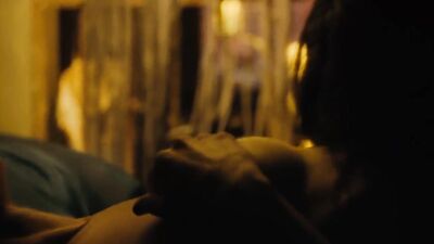 Naomi Watts and Sophie Cookson-Gypsy