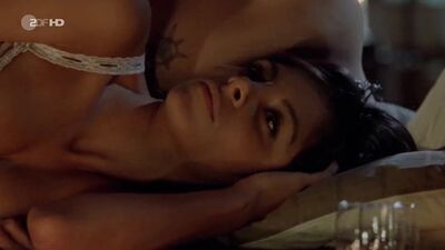 Collien Ulmen-Fernandes nude - Ein Starkes Team Im Zwielicht