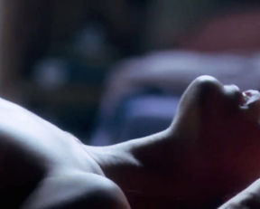 Jessica Paré, Piper Perabo - Lost And Delirious